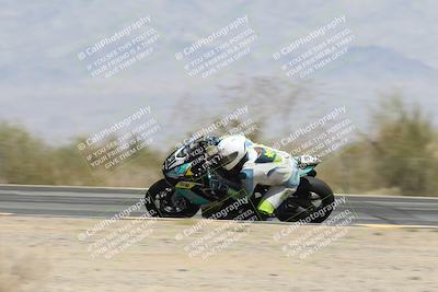 media/Apr-20-2025-CVMA (Sun) [[39090e8767]]/Race 9-Formula LW Twins Shootout/